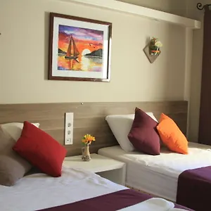 Marina Otel Bitez